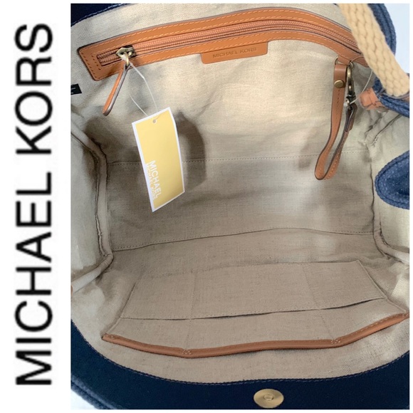 NWT authentic MK large Isla grab bag navy tan - Picture 5 of 5